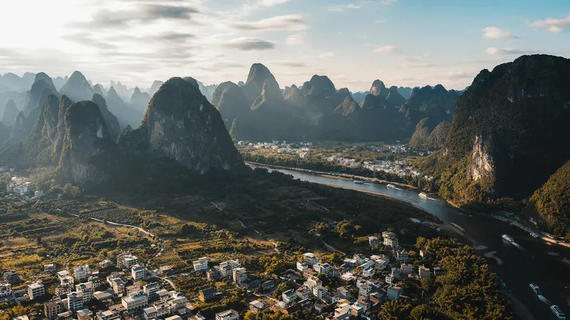 Guilin / Yangshuo (karst landscape, Li River)