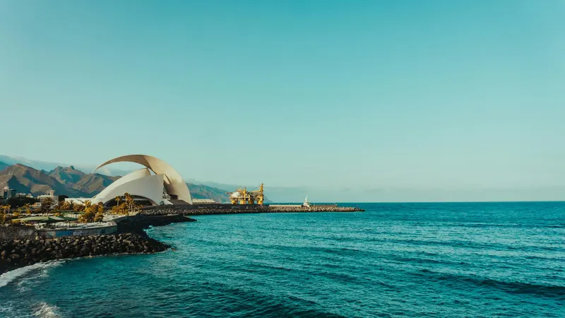 Tenerife-Küste mit Auditorio