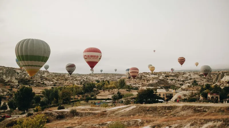 Heißluftballons über Cappadocia